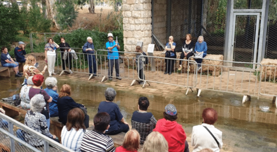 גמלאים בסיור של מרכז המועצה לישראל יפה